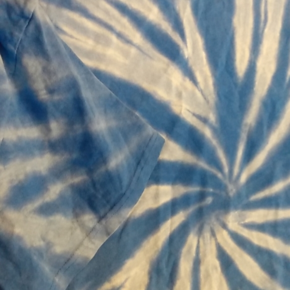 Swirl tie dyed tshirt - Picture 2 of 3